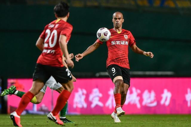 百家乐APP-伤不起！亚冠金靴自我正名 无他让亚泰前景堪忧？